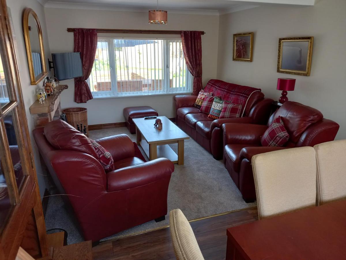 Pet Friendly Beautiful Detached Cottage Close To Spurn Point, Easington And Withersea Kingston upon Hull Buitenkant foto