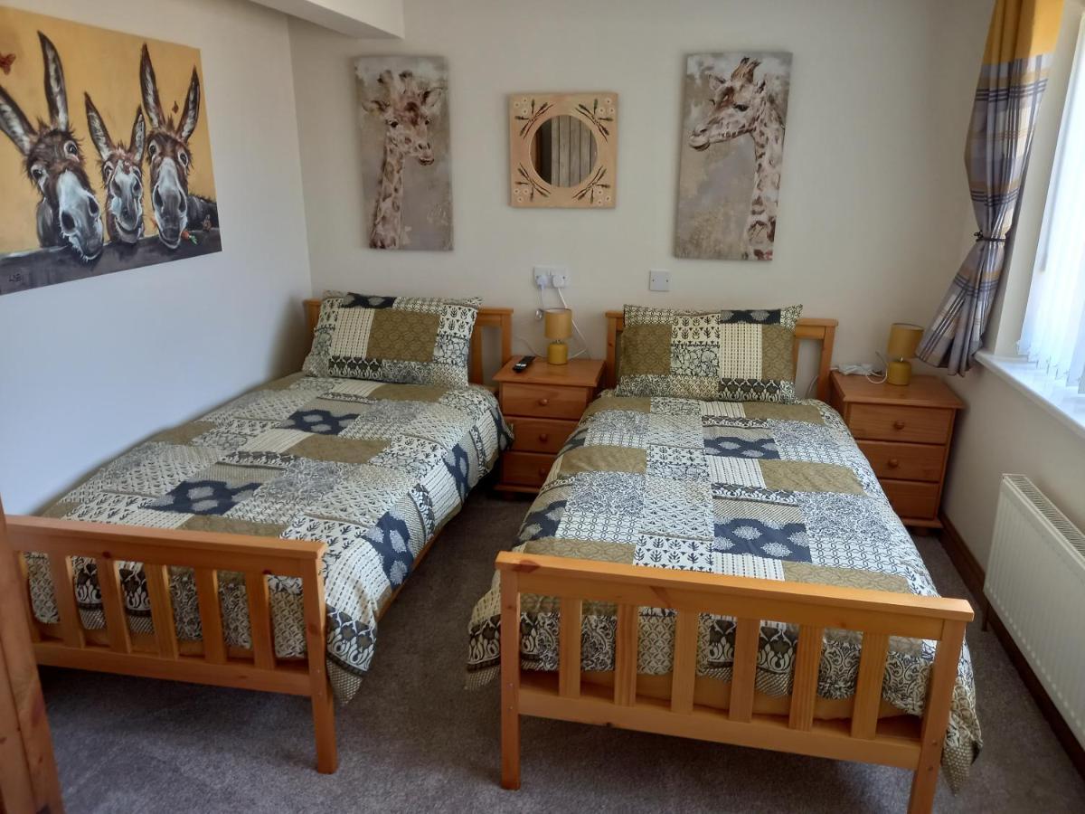Pet Friendly Beautiful Detached Cottage Close To Spurn Point, Easington And Withersea Kingston upon Hull Buitenkant foto